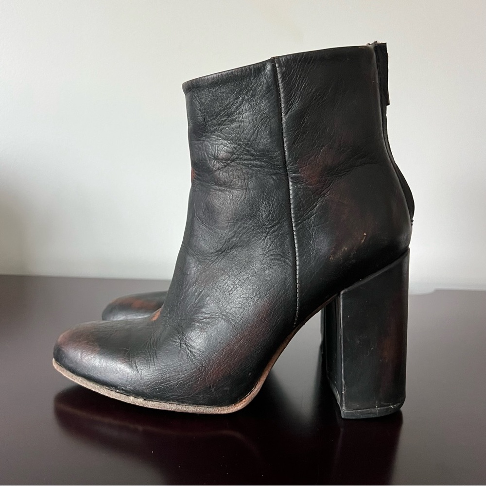 Freebird by Steven - Distressed Harlo Leather Heeled Boots Brown/Black 8
